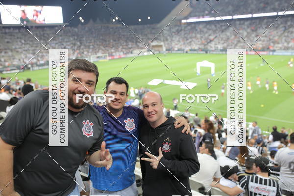 Buy your photos of the eventCorinthians X Fluminense - Brasileir�o on Fotop