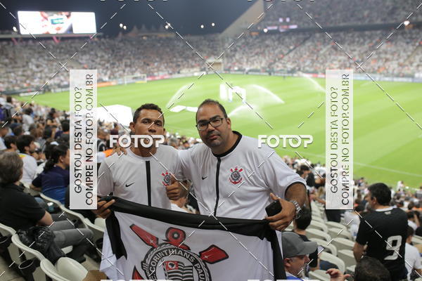 Buy your photos of the eventCorinthians X Fluminense - Brasileir�o on Fotop