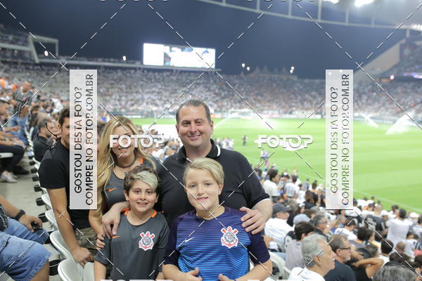 Buy your photos of the eventCorinthians X Fluminense - Brasileir�o on Fotop