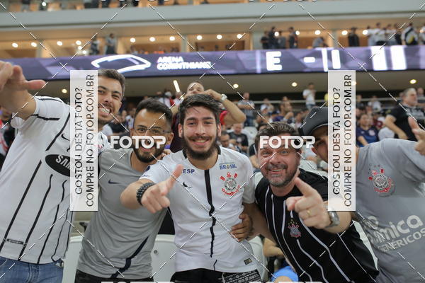 Buy your photos of the eventCorinthians X Fluminense - Brasileir�o on Fotop
