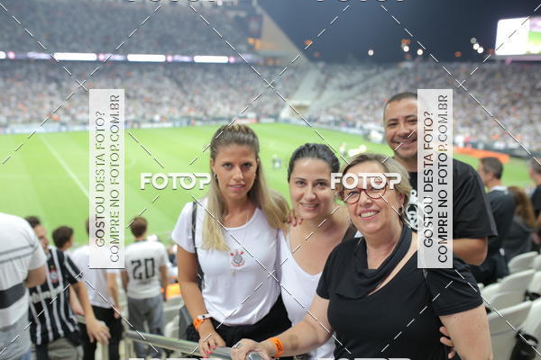 Buy your photos of the eventCorinthians X Fluminense - Brasileir�o on Fotop