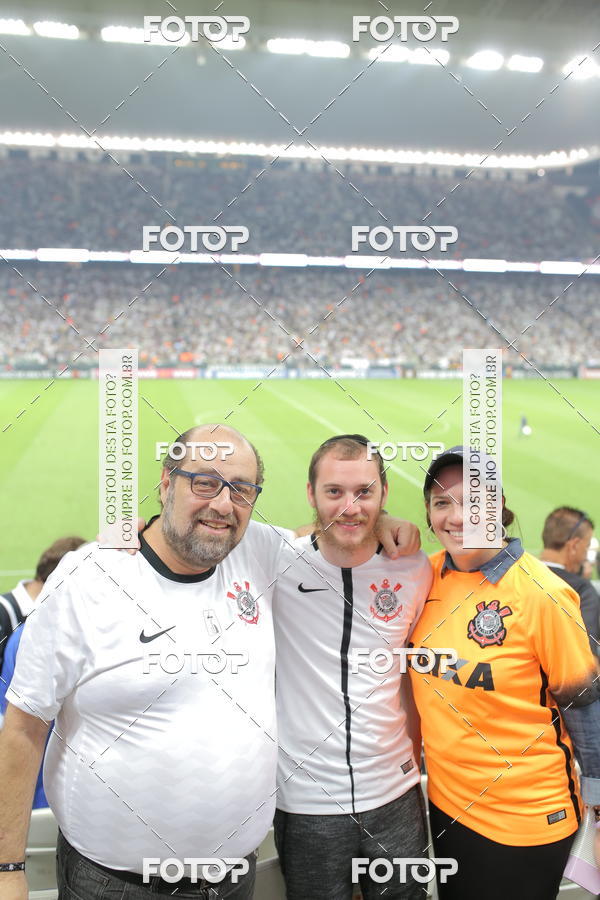 Buy your photos of the eventCorinthians X Fluminense - Brasileir�o on Fotop