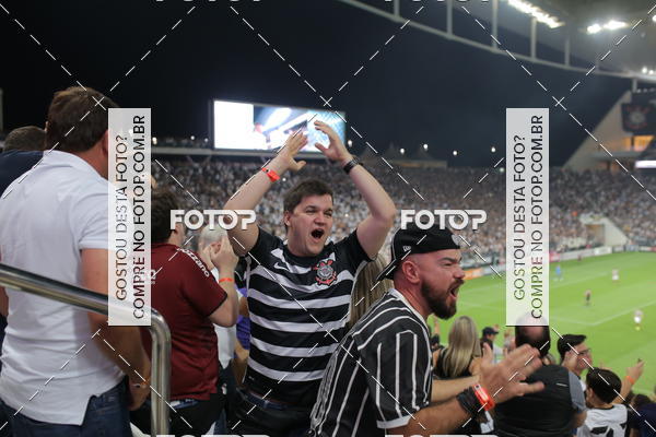 Buy your photos of the eventCorinthians X Fluminense - Brasileir�o on Fotop