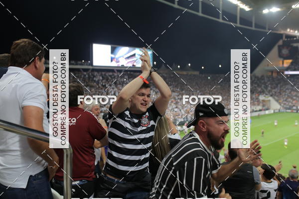 Buy your photos of the eventCorinthians X Fluminense - Brasileir�o on Fotop