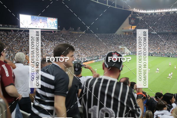 Buy your photos of the eventCorinthians X Fluminense - Brasileir�o on Fotop