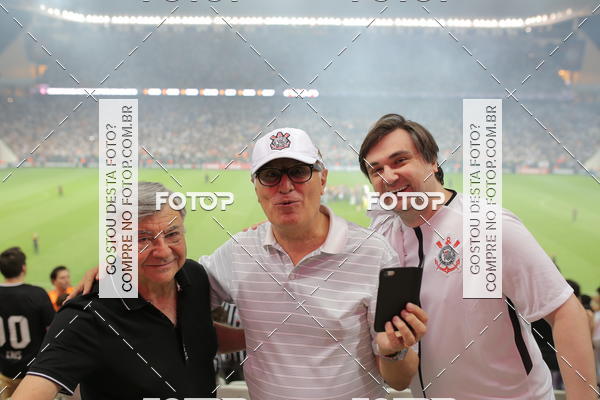 Buy your photos of the eventCorinthians X Fluminense - Brasileir�o on Fotop