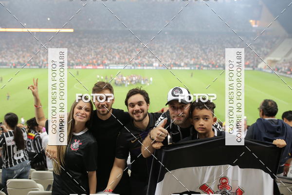 Buy your photos of the eventCorinthians X Fluminense - Brasileir�o on Fotop