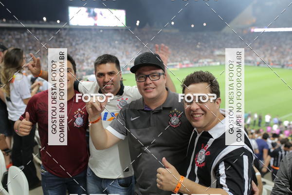 Buy your photos of the eventCorinthians X Fluminense - Brasileir�o on Fotop