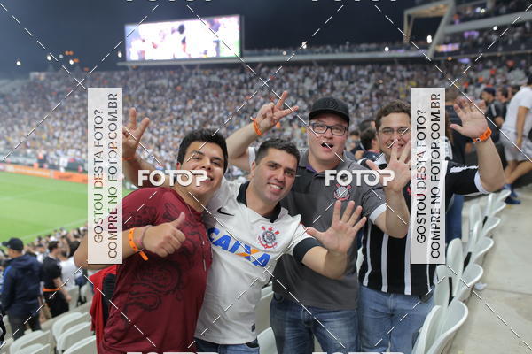 Buy your photos of the eventCorinthians X Fluminense - Brasileir�o on Fotop