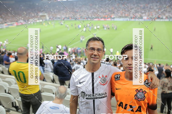 Buy your photos of the eventCorinthians X Fluminense - Brasileir�o on Fotop