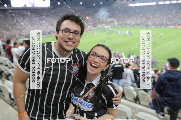 Buy your photos of the eventCorinthians X Fluminense - Brasileir�o on Fotop