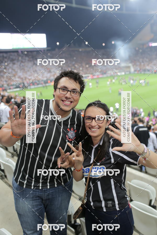 Buy your photos of the eventCorinthians X Fluminense - Brasileir�o on Fotop