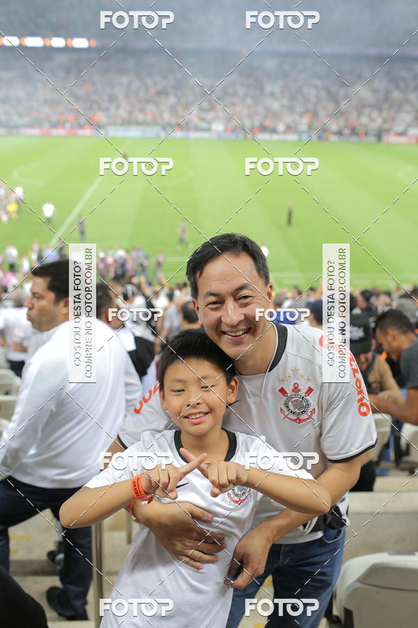 Buy your photos of the eventCorinthians X Fluminense - Brasileir�o on Fotop