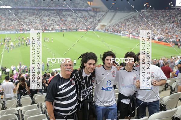 Buy your photos of the eventCorinthians X Fluminense - Brasileir�o on Fotop