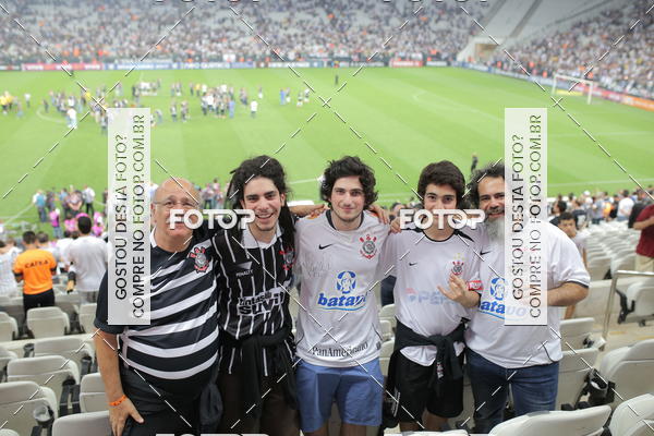 Buy your photos of the eventCorinthians X Fluminense - Brasileir�o on Fotop