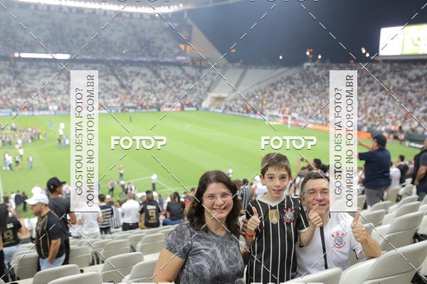 Buy your photos of the eventCorinthians X Fluminense - Brasileir�o on Fotop