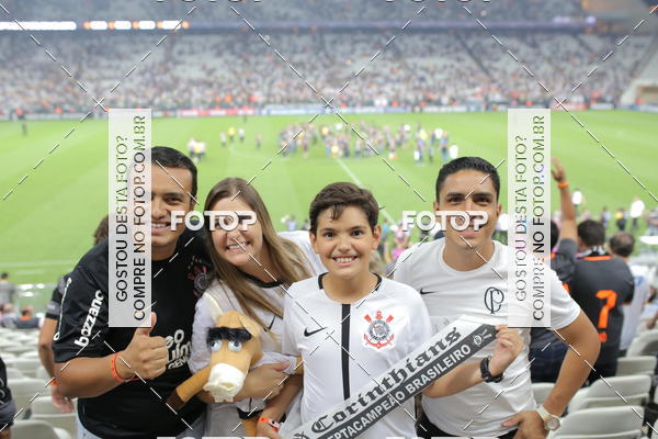 Buy your photos of the eventCorinthians X Fluminense - Brasileir�o on Fotop