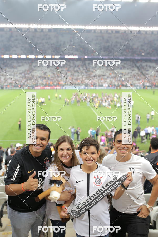 Buy your photos of the eventCorinthians X Fluminense - Brasileir�o on Fotop
