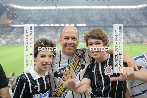 Buy your photos of the eventCorinthians X Fluminense - Brasileir�o on Fotop