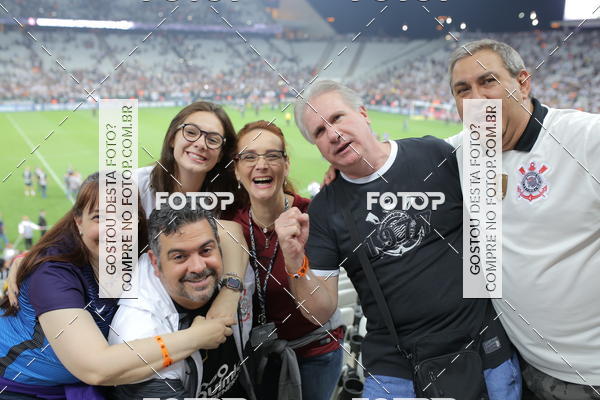 Buy your photos of the eventCorinthians X Fluminense - Brasileir�o on Fotop