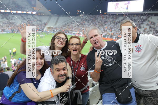 Buy your photos of the eventCorinthians X Fluminense - Brasileir�o on Fotop