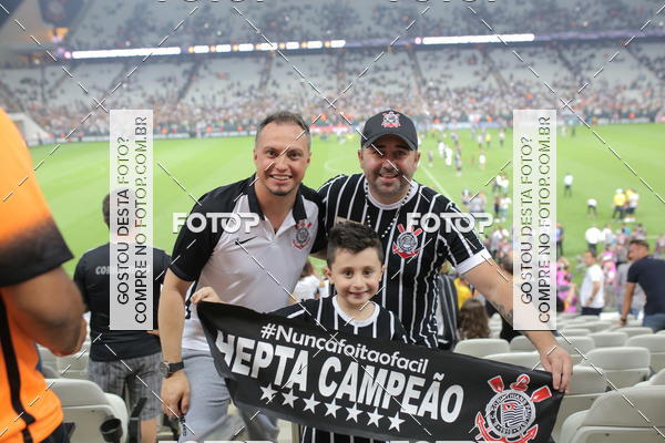 Buy your photos of the eventCorinthians X Fluminense - Brasileir�o on Fotop