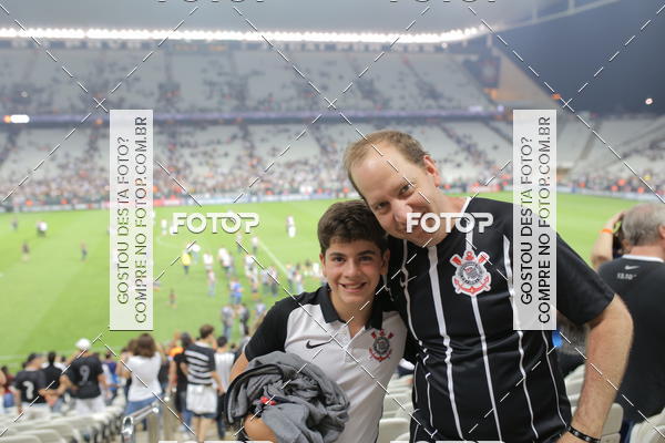 Buy your photos of the eventCorinthians X Fluminense - Brasileir�o on Fotop