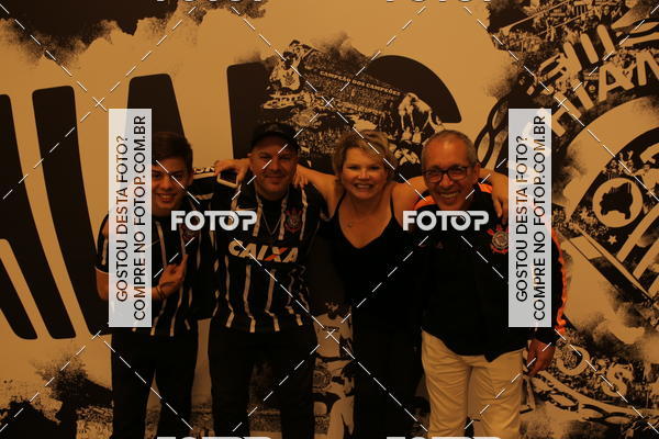 Buy your photos of the eventCorinthians X Fluminense - Brasileir�o on Fotop