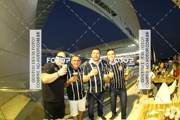 Buy your photos of the eventCorinthians X Fluminense - Brasileir�o on Fotop