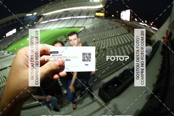 Buy your photos of the eventCorinthians X Fluminense - Brasileir�o on Fotop
