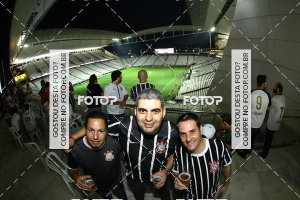 Buy your photos of the eventCorinthians X Fluminense - Brasileir�o on Fotop