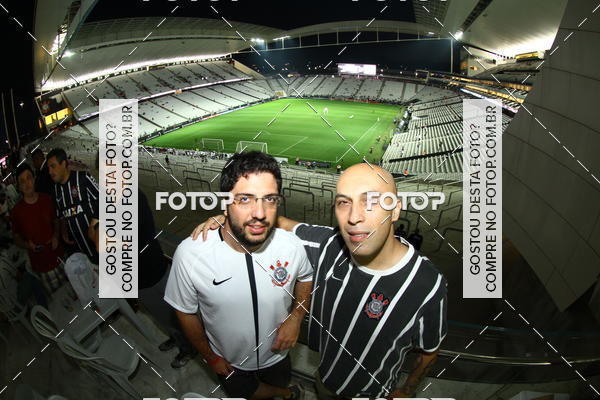 Buy your photos of the eventCorinthians X Fluminense - Brasileir�o on Fotop