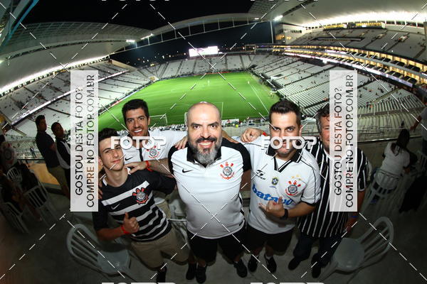 Buy your photos of the eventCorinthians X Fluminense - Brasileir�o on Fotop