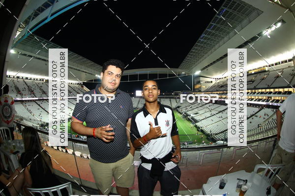 Buy your photos of the eventCorinthians X Fluminense - Brasileir�o on Fotop