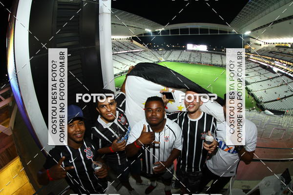 Buy your photos of the eventCorinthians X Fluminense - Brasileir�o on Fotop