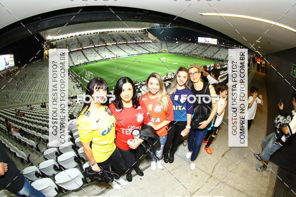 Buy your photos of the eventCorinthians X Fluminense - Brasileir�o on Fotop