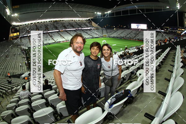 Buy your photos of the eventCorinthians X Fluminense - Brasileir�o on Fotop