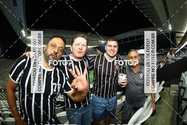 Buy your photos of the eventCorinthians X Fluminense - Brasileir�o on Fotop