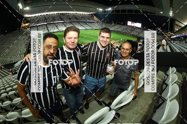 Buy your photos of the eventCorinthians X Fluminense - Brasileir�o on Fotop
