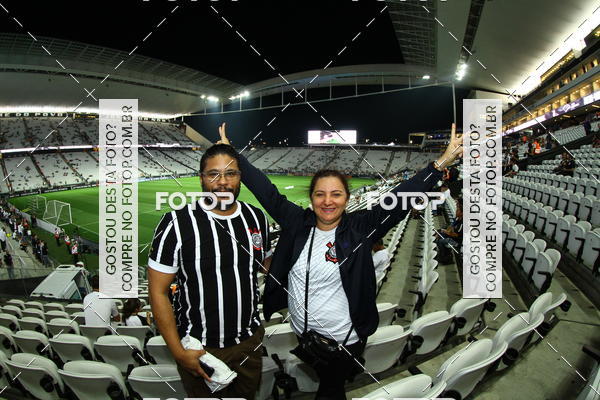 Buy your photos of the eventCorinthians X Fluminense - Brasileir�o on Fotop