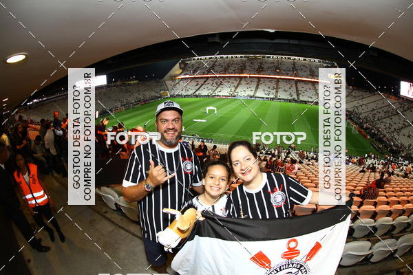 Buy your photos of the eventCorinthians X Fluminense - Brasileir�o on Fotop
