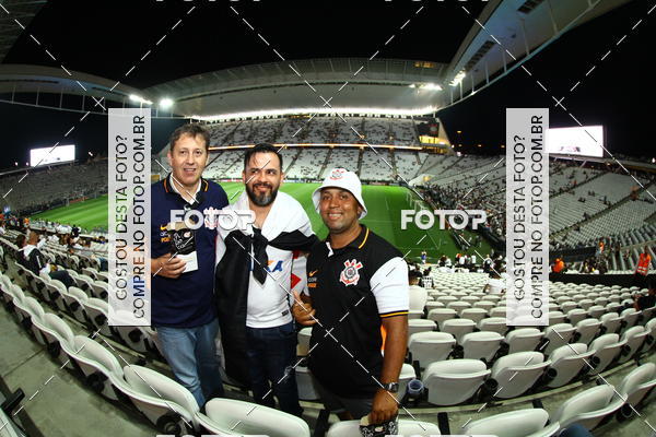 Buy your photos of the eventCorinthians X Fluminense - Brasileir�o on Fotop