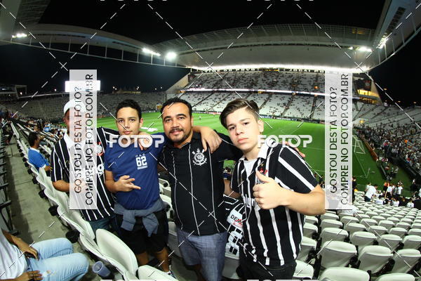 Buy your photos of the eventCorinthians X Fluminense - Brasileir�o on Fotop