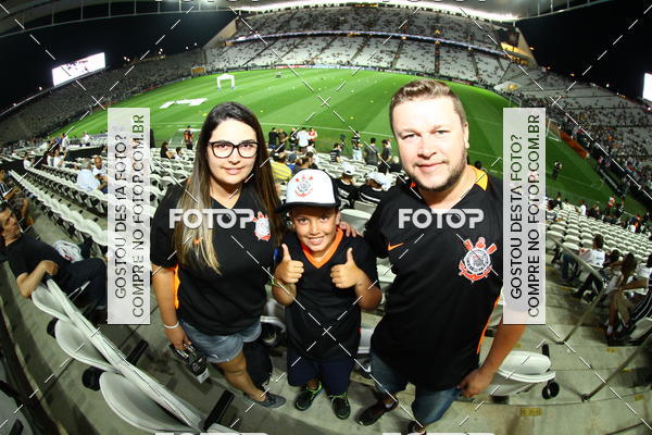 Buy your photos of the eventCorinthians X Fluminense - Brasileir�o on Fotop