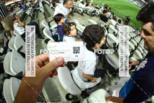 Buy your photos of the eventCorinthians X Fluminense - Brasileir�o on Fotop