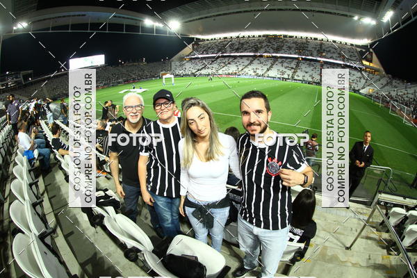 Buy your photos of the eventCorinthians X Fluminense - Brasileir�o on Fotop