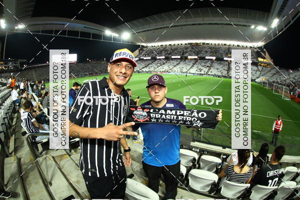 Buy your photos of the eventCorinthians X Fluminense - Brasileir�o on Fotop