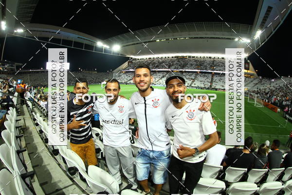 Buy your photos of the eventCorinthians X Fluminense - Brasileir�o on Fotop