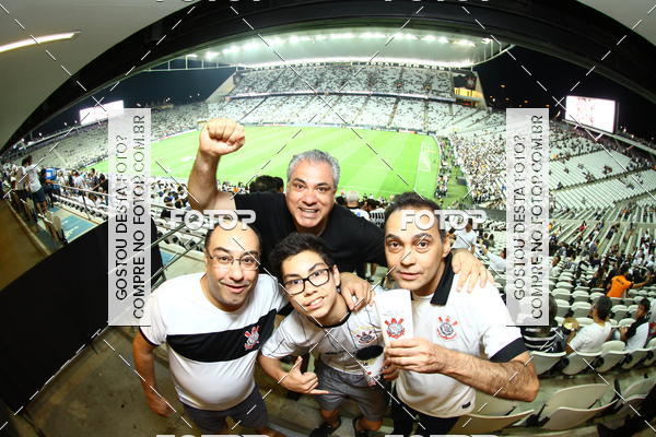 Buy your photos of the eventCorinthians X Fluminense - Brasileir�o on Fotop