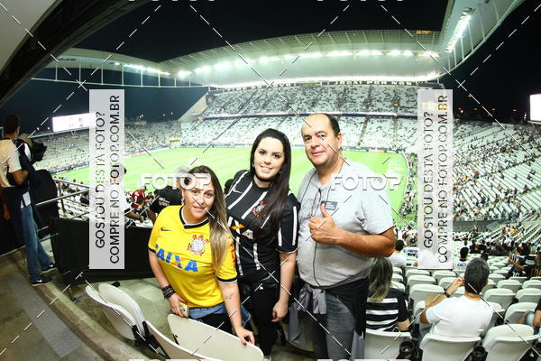 Buy your photos of the eventCorinthians X Fluminense - Brasileir�o on Fotop